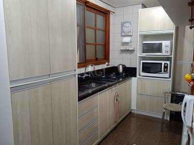 Apartamento à venda com 128m², 3 quartos, 2 suítes, 1 vaga no bairro Petrópolis em Porto Alegre - Foto 10