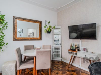 Apartamento à venda com 82m², 2 quartos no bairro Santana em Porto Alegre - Foto 4