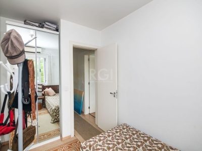 Apartamento à venda com 68m², 2 quartos, 1 suíte, 2 vagas no bairro Jardim Botânico em Porto Alegre - Foto 8