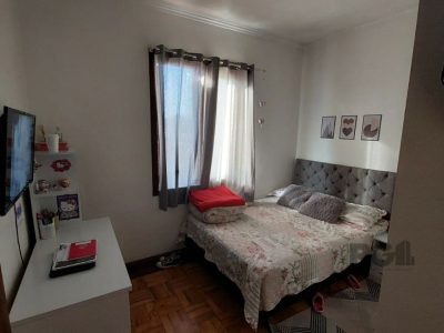 Apartamento à venda com 76m², 3 quartos no bairro Petrópolis em Porto Alegre - Foto 7