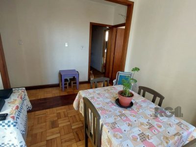 Apartamento à venda com 76m², 3 quartos no bairro Petrópolis em Porto Alegre - Foto 8