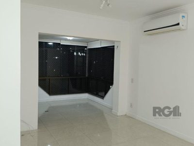 Apartamento à venda com 89m², 2 quartos, 1 suíte, 2 vagas no bairro Tristeza em Porto Alegre - Foto 8