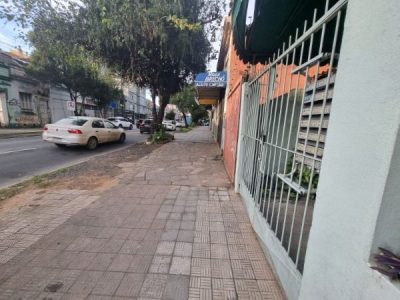 Apartamento à venda com 65m², 2 quartos, 1 suíte no bairro Azenha em Porto Alegre - Foto 2