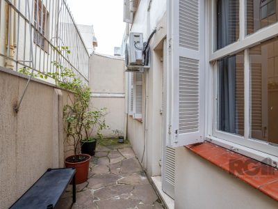 Apartamento à venda com 88m², 2 quartos no bairro Rio Branco em Porto Alegre - Foto 15