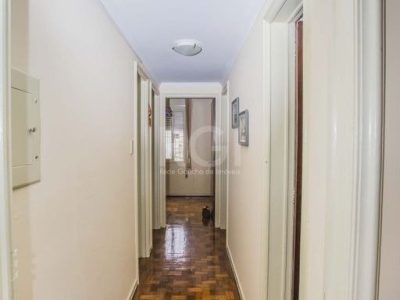 Apartamento à venda com 131m², 3 quartos, 1 suíte, 1 vaga no bairro Menino Deus em Porto Alegre - Foto 15