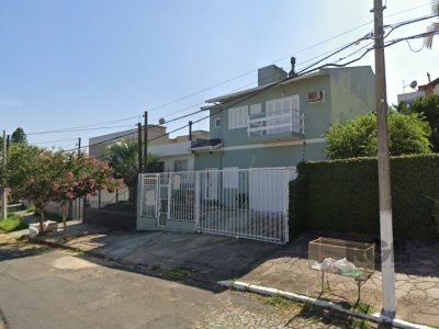 Casa à venda com 240m², 3 quartos, 1 suíte, 4 vagas no bairro Jardim Itu em Porto Alegre - Foto 2