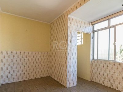 Apartamento à venda com 76m², 3 quartos, 1 vaga no bairro Jardim Planalto em Porto Alegre - Foto 6