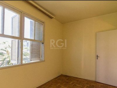 Apartamento à venda com 76m², 3 quartos, 1 vaga no bairro Jardim Planalto em Porto Alegre - Foto 14