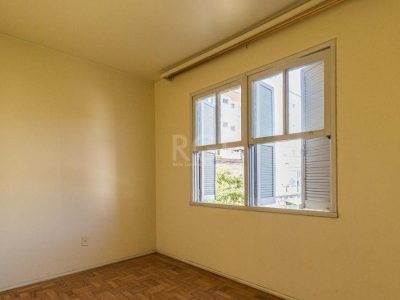 Apartamento à venda com 76m², 3 quartos, 1 vaga no bairro Jardim Planalto em Porto Alegre - Foto 18