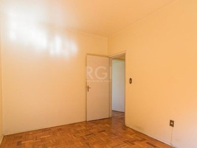 Apartamento à venda com 76m², 3 quartos, 1 vaga no bairro Jardim Planalto em Porto Alegre - Foto 21