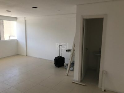 Conjunto/Sala à venda com 39m² no bairro Bom Fim em Porto Alegre - Foto 12