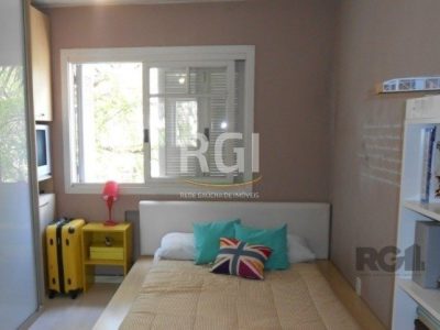 Apartamento à venda com 105m², 3 quartos, 1 suíte, 2 vagas no bairro Petrópolis em Porto Alegre - Foto 10