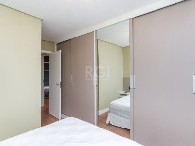 Apartamento à venda com 64m², 2 quartos, 1 suíte, 2 vagas no bairro Tristeza em Porto Alegre - Foto 9