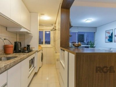 Apartamento à venda com 57m², 2 quartos, 2 vagas no bairro Santana em Porto Alegre - Foto 6