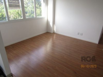 Apartamento à venda com 56m², 2 quartos, 1 vaga no bairro Azenha em Porto Alegre - Foto 5