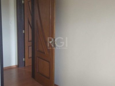 Cobertura à venda com 260m², 3 quartos, 1 suíte, 2 vagas no bairro Jardim Itu em Porto Alegre - Foto 25