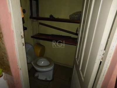 Apartamento à venda com 80m², 3 quartos, 1 suíte no bairro Passo d'Areia em Porto Alegre - Foto 19