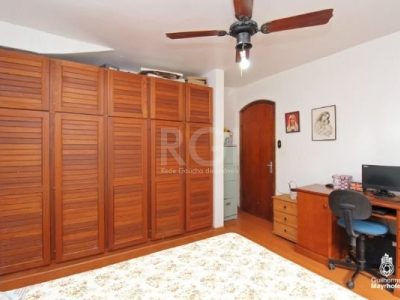 Casa Condominio à venda com 150m², 4 quartos, 1 suíte, 2 vagas no bairro Cristal em Porto Alegre - Foto 13