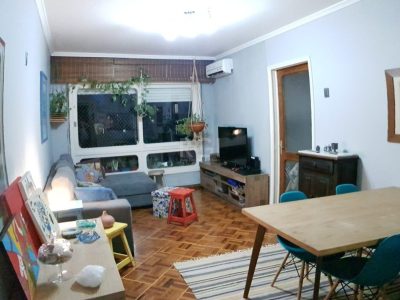 Apartamento à venda com 80m², 2 quartos no bairro Menino Deus em Porto Alegre - Foto 3