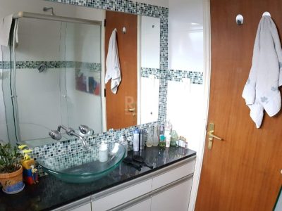 Apartamento à venda com 80m², 2 quartos no bairro Menino Deus em Porto Alegre - Foto 19