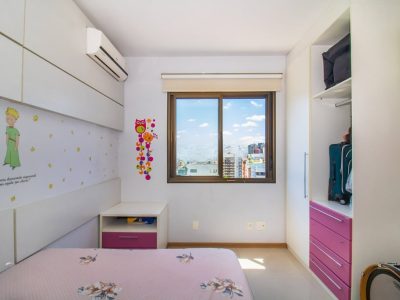 Apartamento à venda com 95m², 3 quartos, 1 suíte, 2 vagas no bairro Independência em Porto Alegre - Foto 7