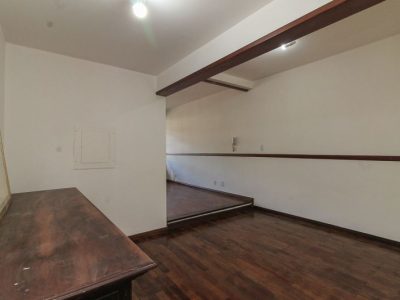 Casa à venda com 79m², 2 quartos, 1 vaga no bairro Tristeza em Porto Alegre - Foto 14