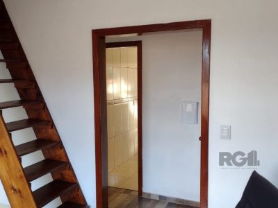 Casa à venda com 338m², 11 quartos, 3 suítes, 4 vagas no bairro Santa Tereza em Porto Alegre - Foto 23