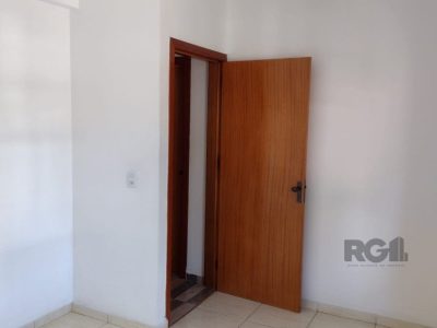 Casa à venda com 338m², 11 quartos, 3 suítes, 4 vagas no bairro Santa Tereza em Porto Alegre - Foto 36