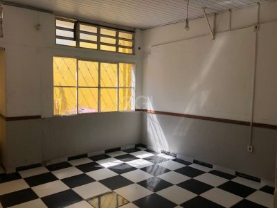 Casa à venda com 113m², 2 quartos, 2 vagas no bairro Partenon em Porto Alegre - Foto 15