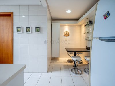 Apartamento à venda com 117m², 3 quartos, 1 suíte, 3 vagas no bairro Petrópolis em Porto Alegre - Foto 18