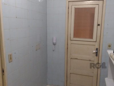 Apartamento à venda com 104m², 3 quartos, 1 vaga no bairro Centro Histórico em Porto Alegre - Foto 5