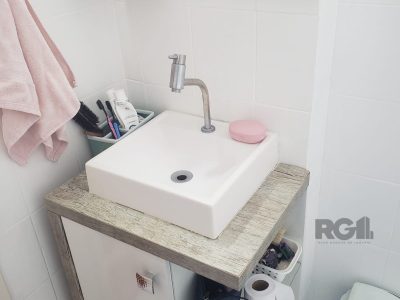 Apartamento à venda com 64m², 2 quartos no bairro Centro Histórico em Porto Alegre - Foto 18