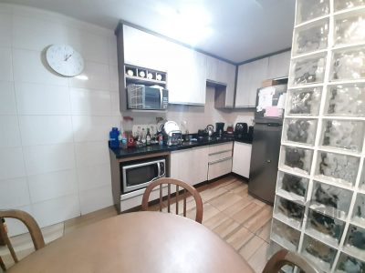 Apartamento à venda com 63m², 2 quartos no bairro Santo Antônio em Porto Alegre - Foto 2