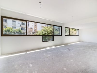 Apartamento à venda com 169m², 3 quartos, 1 suíte, 4 vagas no bairro Petrópolis em Porto Alegre - Foto 7