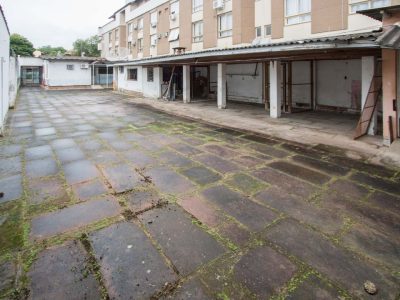 Casa à venda com 200m², 3 quartos, 8 vagas no bairro Cristal em Porto Alegre - Foto 23