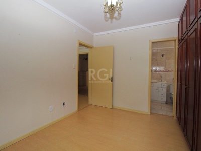 Apartamento à venda com 103m², 2 quartos, 1 suíte, 1 vaga no bairro Jardim Lindóia em Porto Alegre - Foto 12