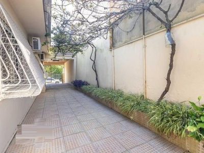 Casa à venda com 186m², 4 quartos, 1 suíte, 2 vagas no bairro Jardim Itu em Porto Alegre - Foto 5