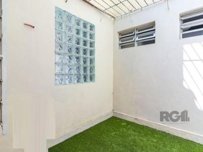 Casa à venda com 186m², 4 quartos, 1 suíte, 2 vagas no bairro Jardim Itu em Porto Alegre - Foto 24