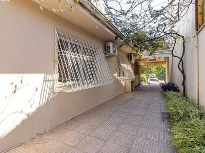 Casa à venda com 186m², 4 quartos, 1 suíte, 2 vagas no bairro Jardim Itu em Porto Alegre - Foto 35