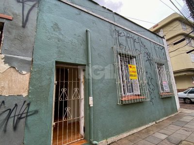 Casa à venda com 64m², 2 quartos no bairro Centro Histórico em Porto Alegre - Foto 2