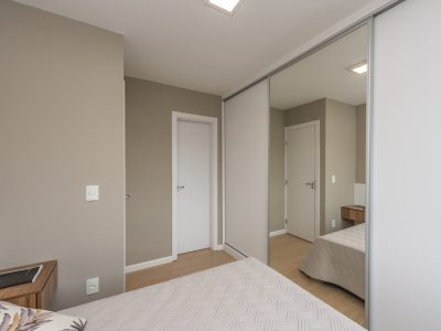 Apartamento à venda com 65m², 3 quartos, 1 suíte, 1 vaga no bairro Petrópolis em Porto Alegre - Foto 17