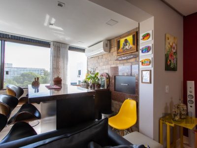 Apartamento à venda com 98m², 3 quartos, 1 suíte, 1 vaga no bairro Cristal em Porto Alegre - Foto 9