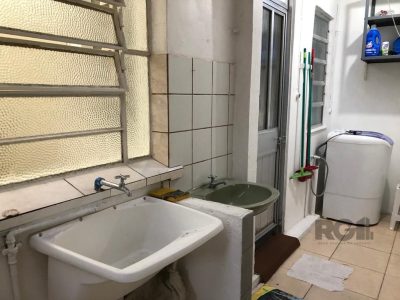 Apartamento à venda com 120m², 3 quartos, 1 suíte no bairro Centro Histórico em Porto Alegre - Foto 3