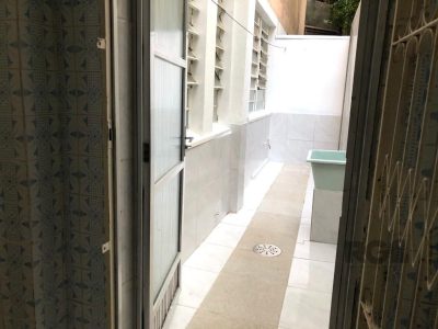 Apartamento à venda com 120m², 3 quartos, 1 suíte no bairro Centro Histórico em Porto Alegre - Foto 17