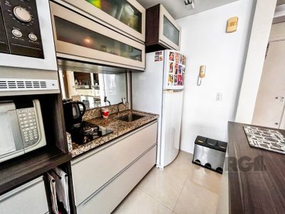 Apartamento à venda com 46m², 2 quartos, 1 vaga no bairro Cristal em Porto Alegre - Foto 11