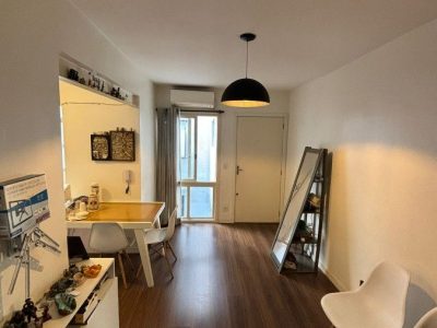 Apartamento à venda com 57m², 2 quartos no bairro São João em Porto Alegre - Foto 3