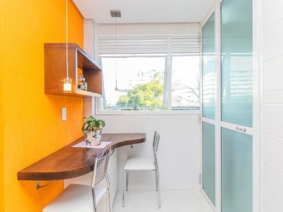 Apartamento à venda com 95m², 3 quartos, 1 suíte, 2 vagas no bairro Menino Deus em Porto Alegre - Foto 20