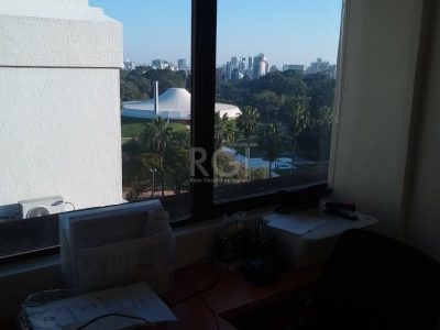 Conjunto/Sala à venda com 46m² no bairro Bom Fim em Porto Alegre - Foto 7