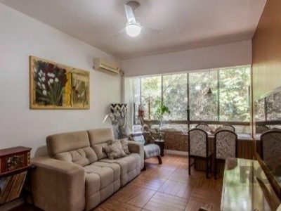 Apartamento à venda com 79m², 2 quartos, 1 suíte no bairro Auxiliadora em Porto Alegre - Foto 2