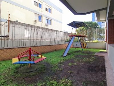 Cobertura à venda com 229m², 3 quartos, 1 suíte, 2 vagas no bairro Menino Deus em Porto Alegre - Foto 71